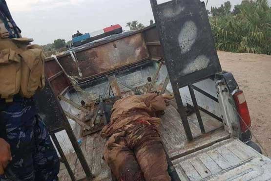 یک داعشی خود را منهدم کرد! یک داعشی خود را منهدم کرد!