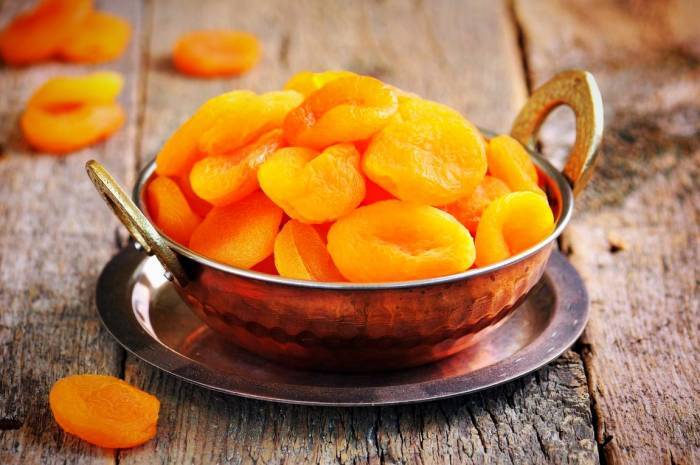 زردآلوخشک شده