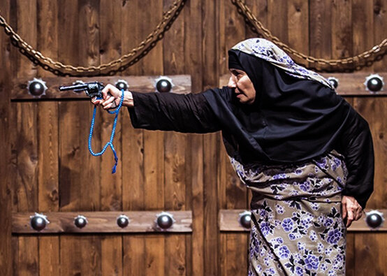 مه‌لقاخانمِ «نون.خ» ۵۱ سال است که صخره‌نوردی می‌کند