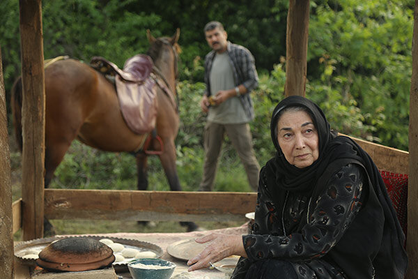 تصویربرداری «در کنار پروانه‌ها» ادامه دارد/تصاویر جدید سریال محرم