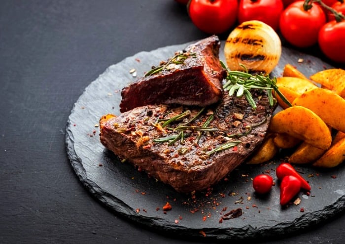 مصرف گوشت شتر برای لاغری طعم گوشت شتر