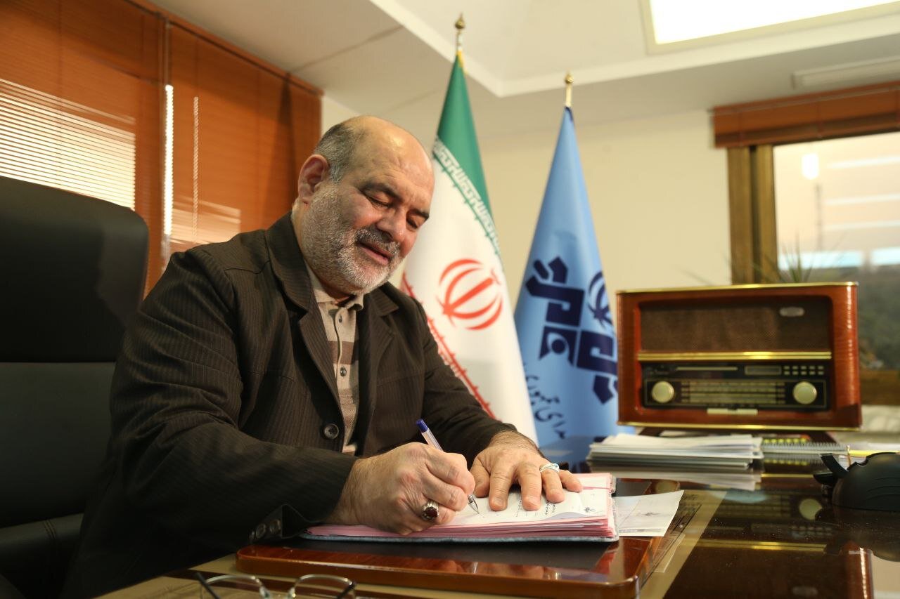 قلم باقر خلیلی هرگز خاموش نمی‌شود