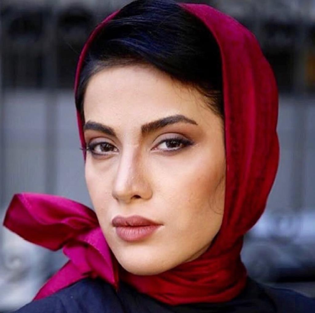 بیوگرافی-ریحانه-رضی