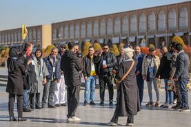خانه دوست همین جاست