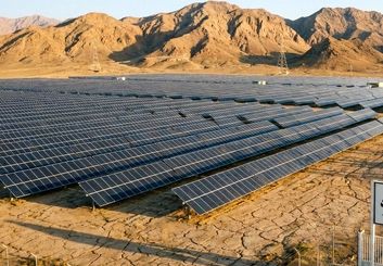 آغاز ساخت نیروگاه خورشیدی ۳۰۰ مگاواتی «رازی اصفهان» با سرمایه‌گذاری بانک گردشگری