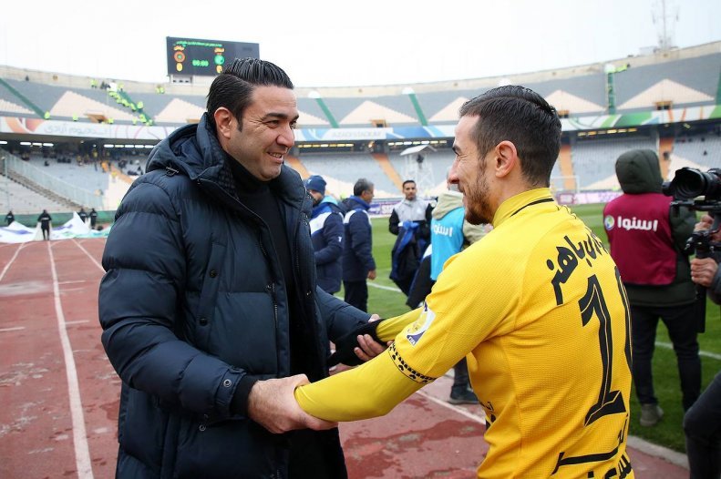 مورچه اتمی سپاهان به نکونام پاسخ مثبت می دهد؟