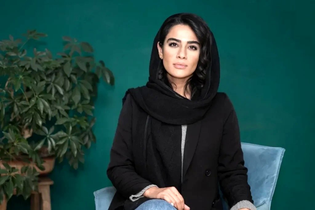 بیوگرافی هیوا سیفی زاده خواننده از شروع تا بازداشت با عکس