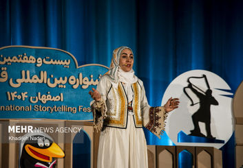 جشنواره‌ای در سکوت؛ وقتی قصه‌ها زیر گنبدهای فیروزه‌ای بی‌صدا روایت شدند