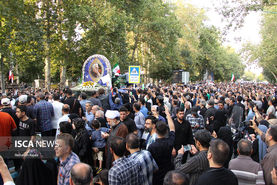 ازدحام و بی‌نظمی در وداع با نگارگر جاودانه ایران