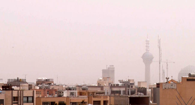 آلاینده‌ها تسلیم نمی‌شوند: آلودگی هوا یک منطقه اصفهان را «بنفش» کرد!