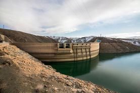 سقوط تاریخی زاینده‌رود؛ ذخیره سد به کمترین میزان خود رسید
