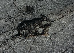 ترمیم آسفالت در اصفهان – مزایای بازسازی و تعمیر آسفالت در اصفهان