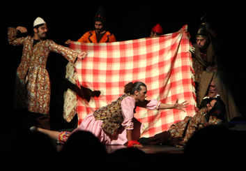 درخشش اصفهان در جشنواره تئاتر استان؛ استاندار: از تولید آثار با قابلیت جهانی حمایت می‌کنیم