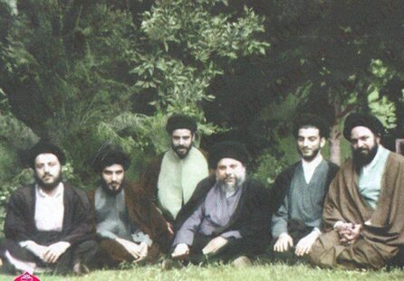 عکس کمتر دیده از آیت‌الله هاشمی شاهرودی