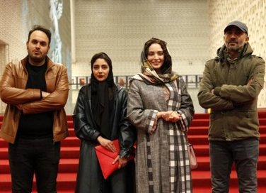 بهنوش طباطبایی و هستی مهدوی‌فر در پردیس چارسو