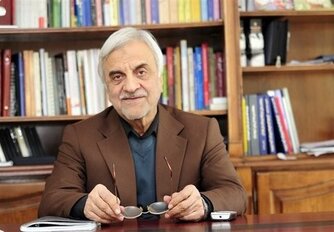 با توزیع عمومی یارانه مخالفم