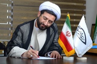 زارع فومنی: نامزدها باید اموالشان را به طور شفاف به مردم بگویند