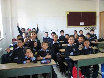 پیگیری اخذ مجوز برای جذب آزاد ۴۰۰ نیرو/ تلاش برای استفاده از فارغ‌التحصیلان