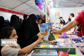 نمایشگاه لوازم‌التحریر در آستانه ماه مهر در اصفهان