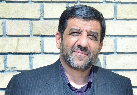 ضرغامی: اگر طرفدار شادی مردم هستید، چرا صفحه خواننده‌ حامی رئیسی را قطع می‌کنید؟