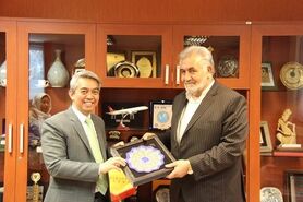 اصفهان و بنگکولو، روابط اقتصادی ایران و اندونزی را تقویت کنند