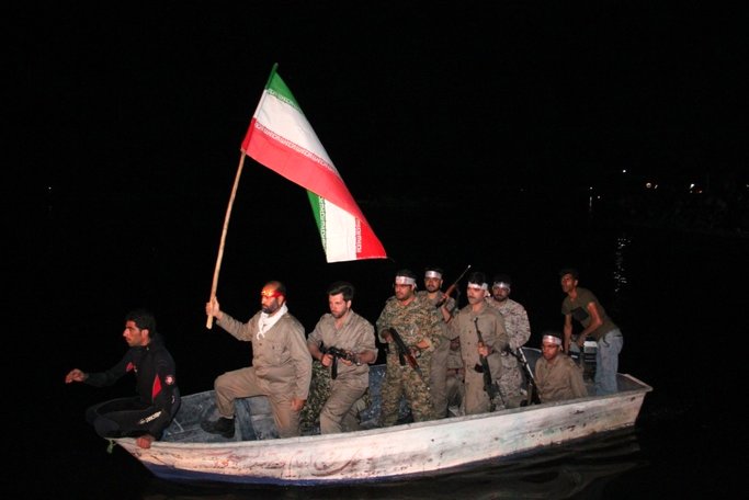 دفاع مقدس موجب دگرگونی های عظیم مادی و معنوی در کشور شد