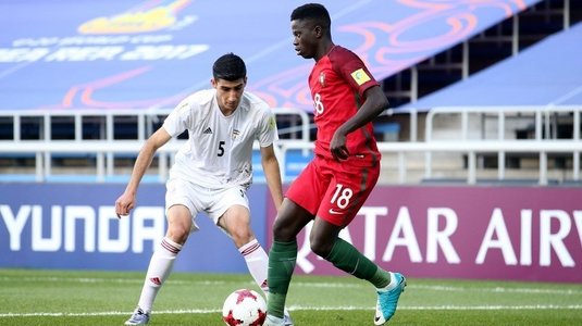 تجربه بین‌المللی بازیکن ناشناخته + عکس