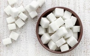 مصرف قند زیاد با ابتلا به سرطان ارتباط دارد