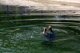 نجات بانوی ۷۵ ساله از کانال آب سوکرا فولادشهر