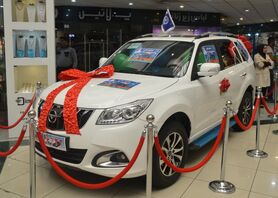 هفت خودروی هایما s۷ در جشنواره طلایی بانک تجارت و ایران کیش