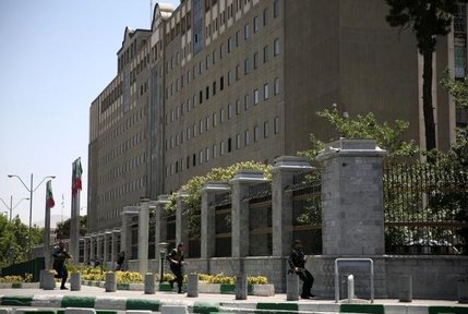 روایت متفاوت یک نماینده از حادثه تروریستی امروز مجلس  حادثه تروریستی مجلس