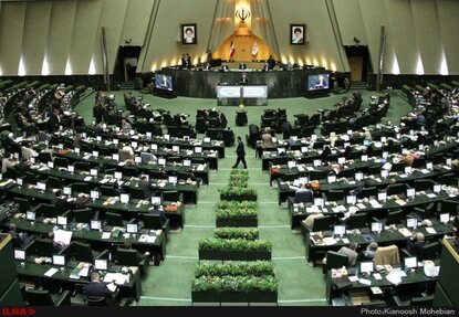 سه مجروح و یک شهید در حادثه تروریستی حرم امام(ره)