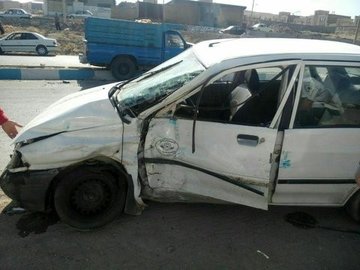 یک نفر بر اثر واژگونی خوردو پراید مصدوم شد