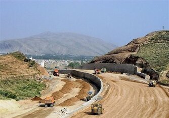 معاون ساخت و توسعه آزادراه‌ها: تحویل آزادراه اصفهان- شیراز تا سال ۹۷