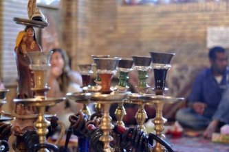 قهوه خانه ها جواز عرضه قلیان را ندارند