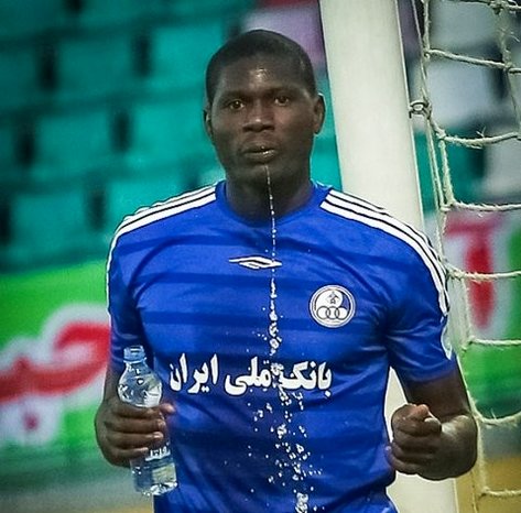 چرا سپاهان برای تمدید با موسی دست دست کرد؟