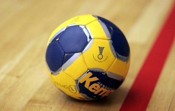 شاهکار هندبال سال 55 بود که تیم دختران و پسران اصفهان قهرمان کشور شد