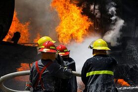 آتش‌سوزی بزرگراه آقابابایی مهار شد