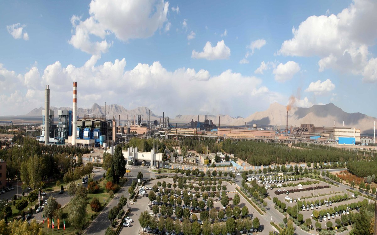 مدیرعامل ذوب آهن: آماده همکاری برای رفع مشکلات زیست محیطی هستیم