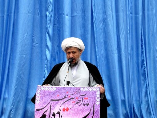 آتش به اختیار، داشتن جسارت نقد و خودجوشی فرهنگی است