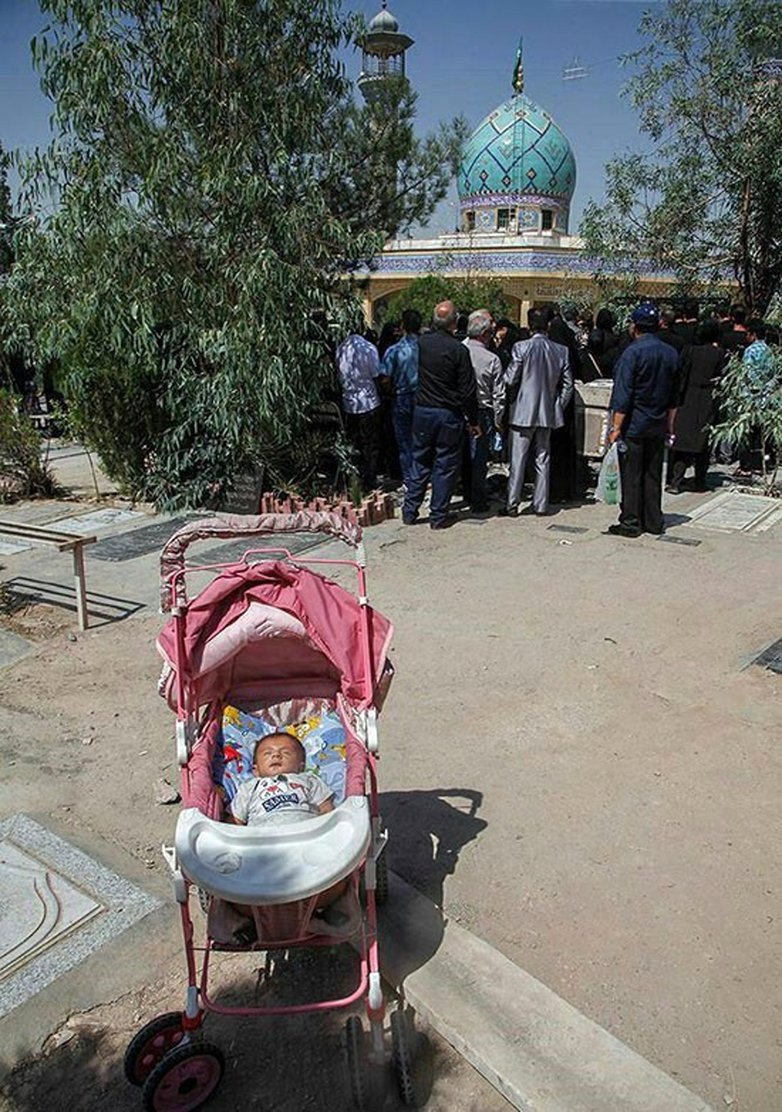 در حاشیه خاکسپاری «بنیتا»ی 8 ماهه!