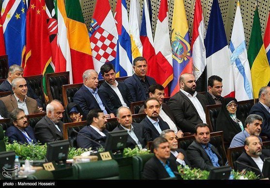 حضور ورزشکاران در مراسم تحلیف