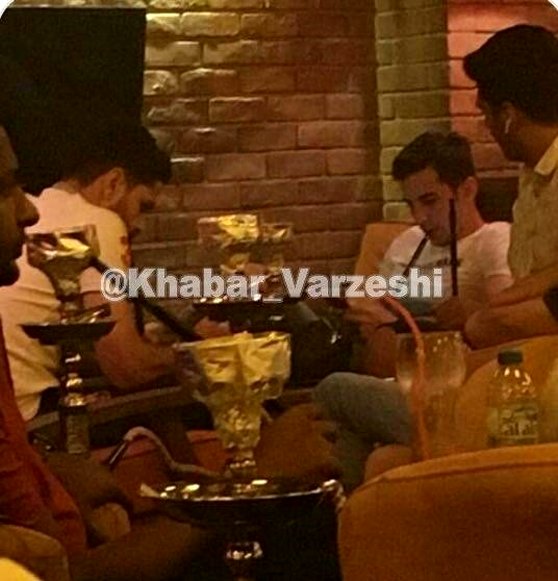 قلیان‌کشی دو پرسپولیسی در دوبی!