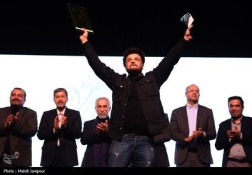 اختتامیه سی و هفتمین جشنواره تئاتر اصفهان: حمایت از تئاتر استان و چشم‌انداز جهانی‌شدن هنرنمایش
