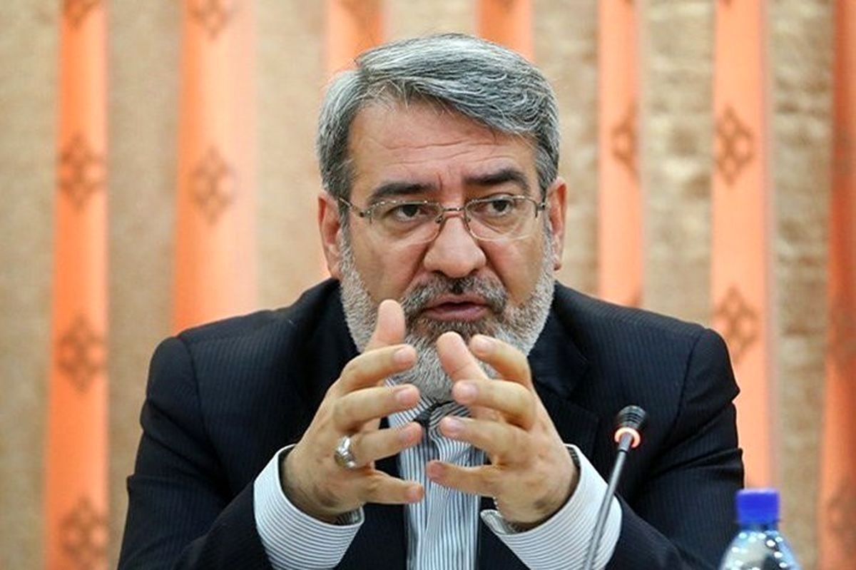 استفاده نامزدها از پولی که منابع آن مشخص نیست، جرم است