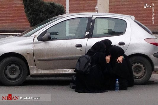 حضور خانواده سرنشینان هواپیمای یاسوج در مهرآباد