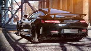 نگاهی به مرسدس AMG GT R