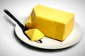 فواید و مضرات کره حیوانی؛ طبع کره گرم است یا سرد؟