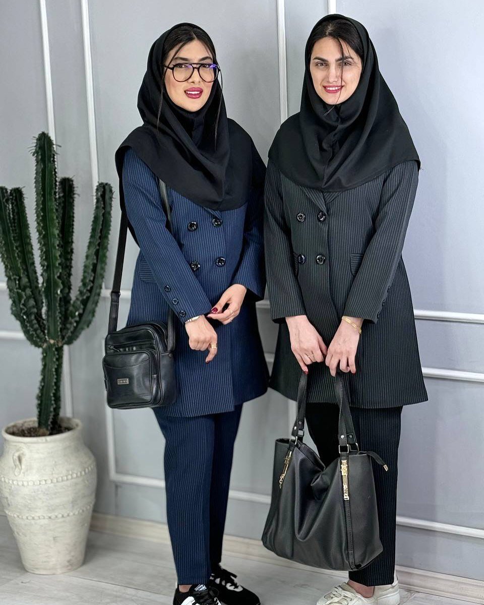 ۳۰ مدل مانتو اداری شیک و جدید برای محیط کار ۱۴۰۴