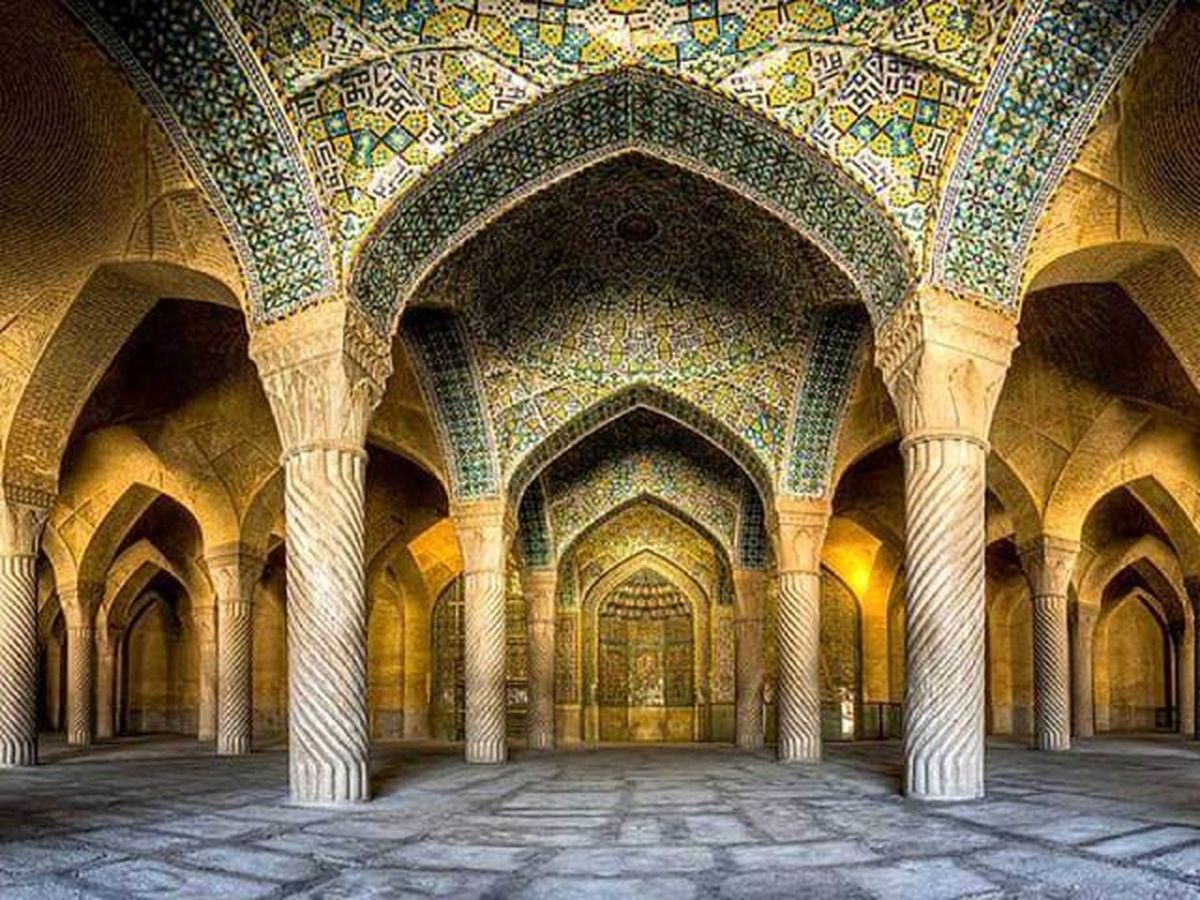 اصفهان، بیمعمار؟